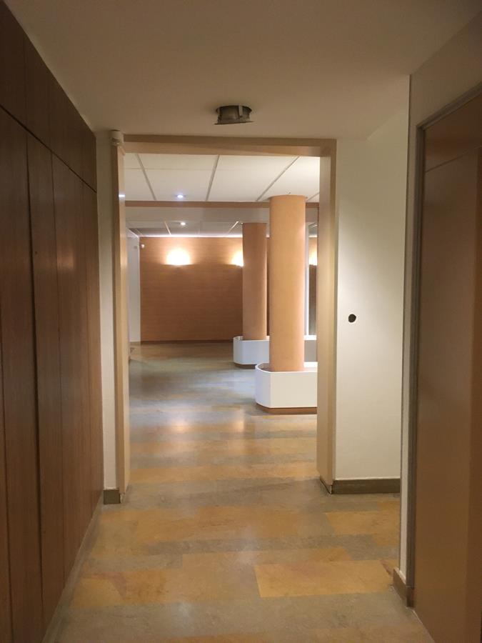 H 900 1200 hall avec pilliers5 copy 