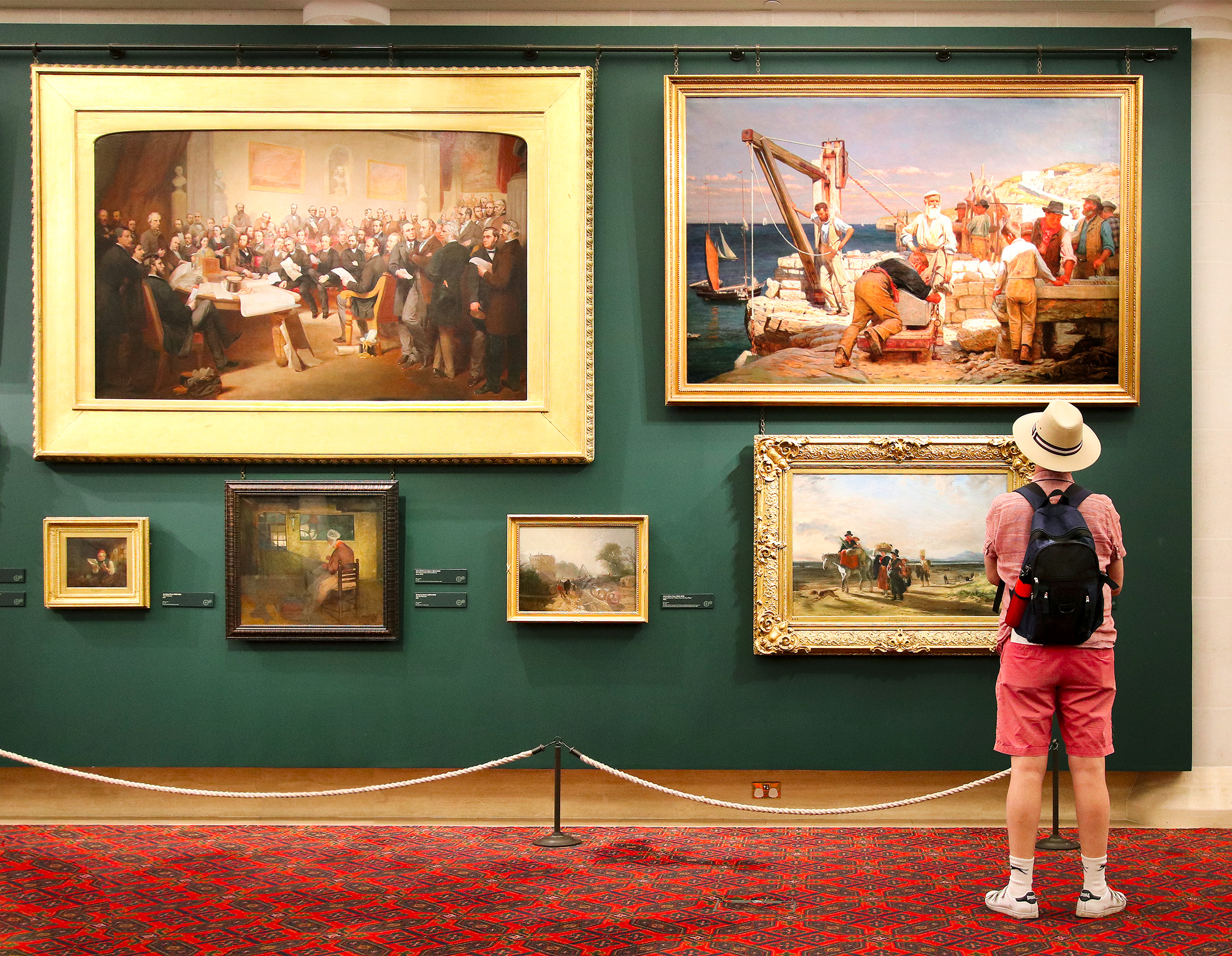 Au musee