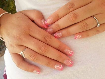 Gel french pink nail art acrylique blanche