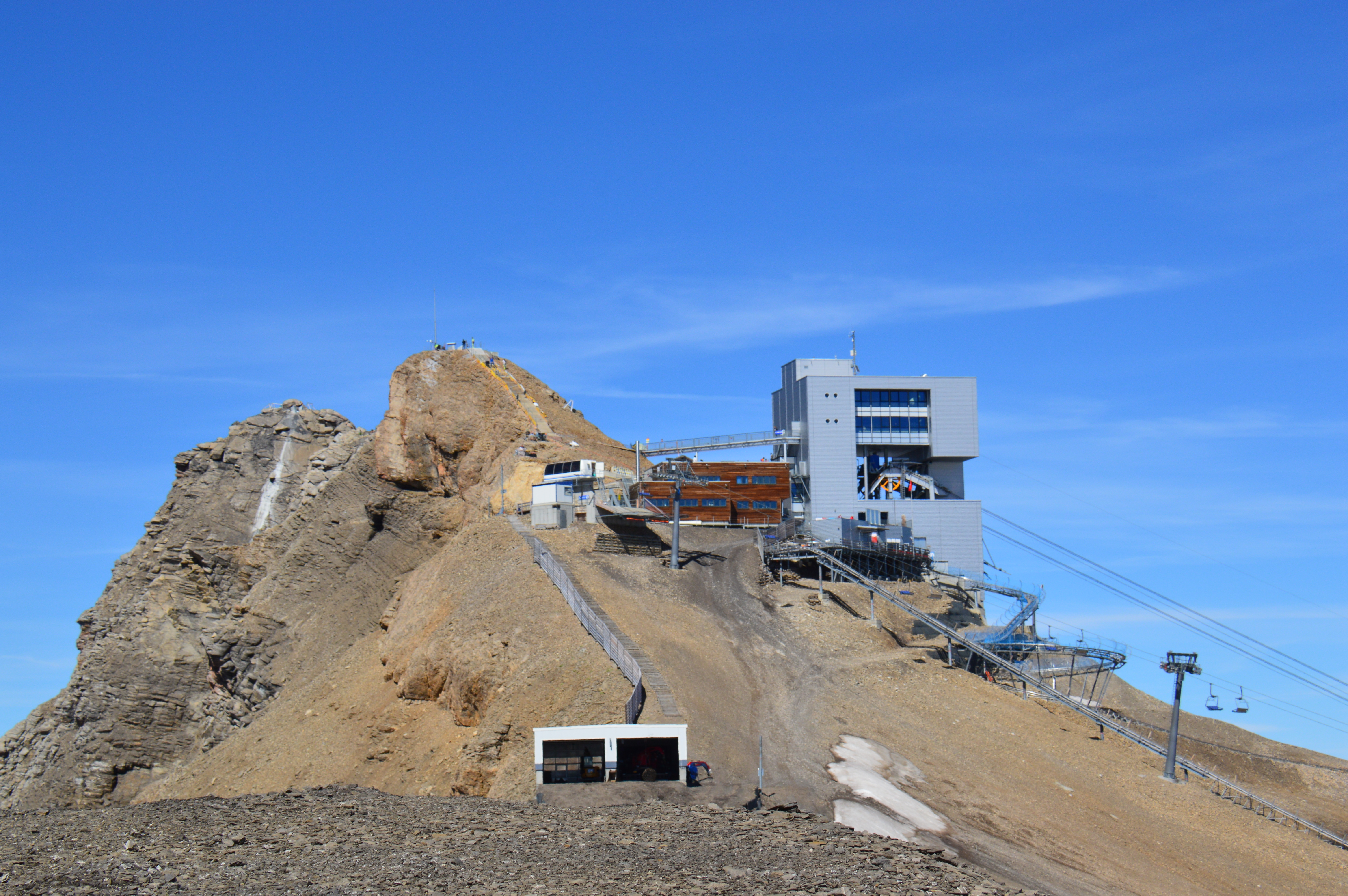  Station du Scex Rouge / Glacier 3000