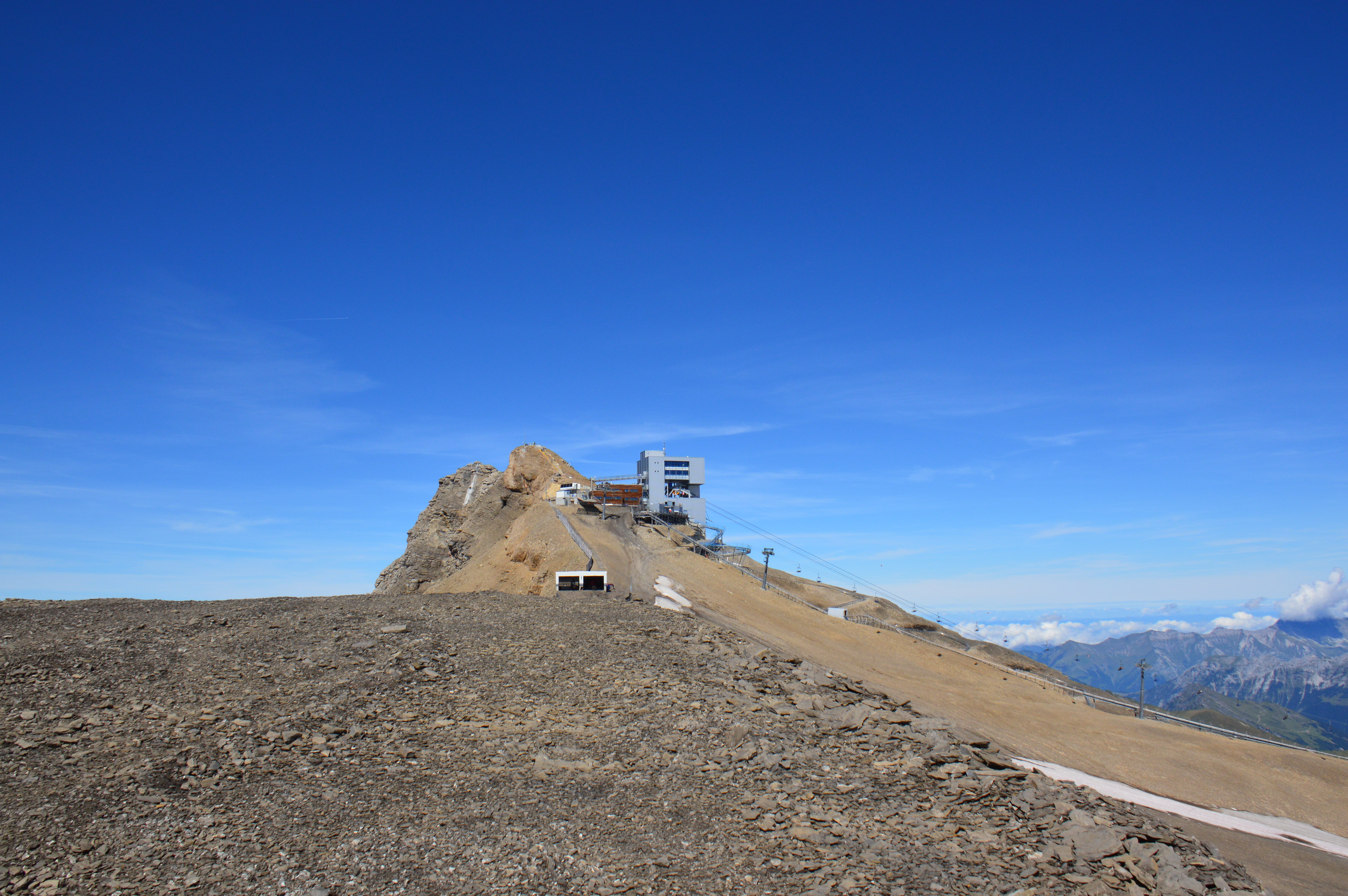 Station sommitale du Scex Rouge / Glacier 3000