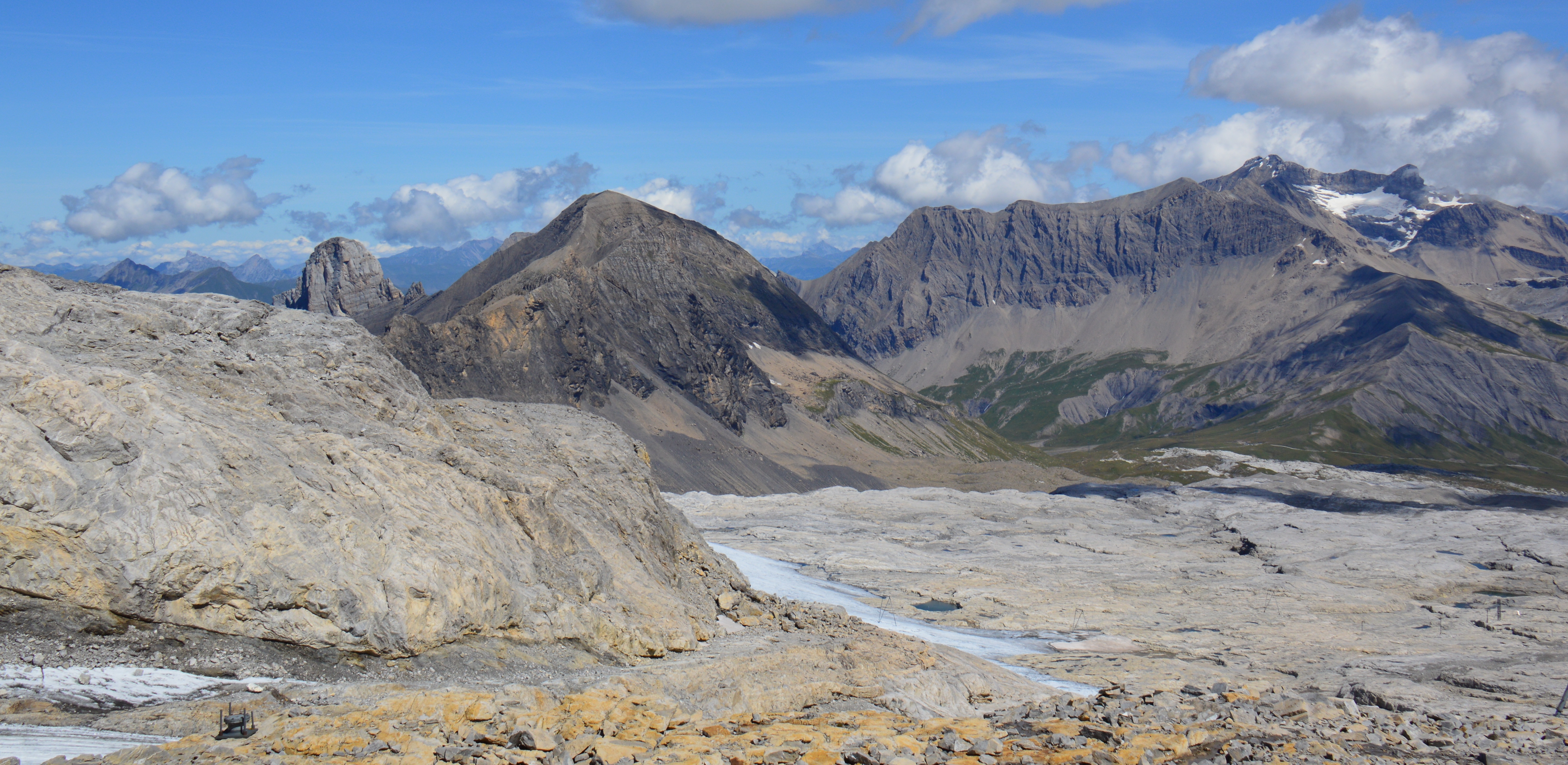 Glacier 3000 dans le massif des Diablerets