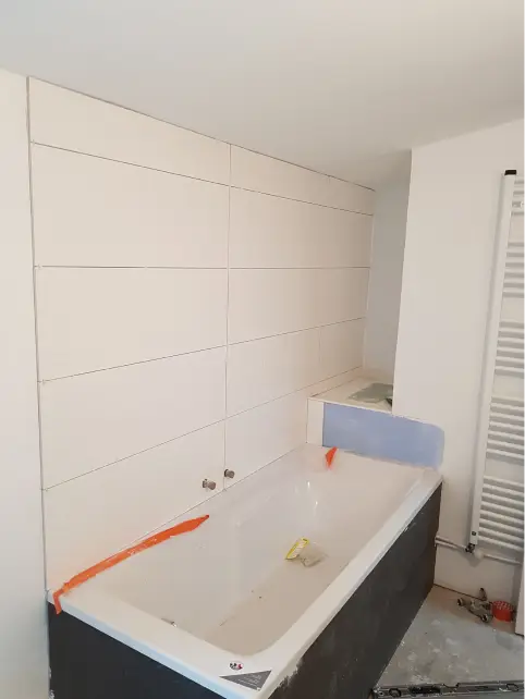 Pose baignoire salle de bain reze
