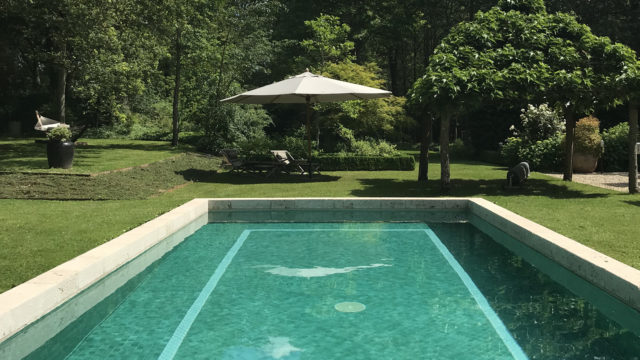 Domaine de poulaines piscine 640x360