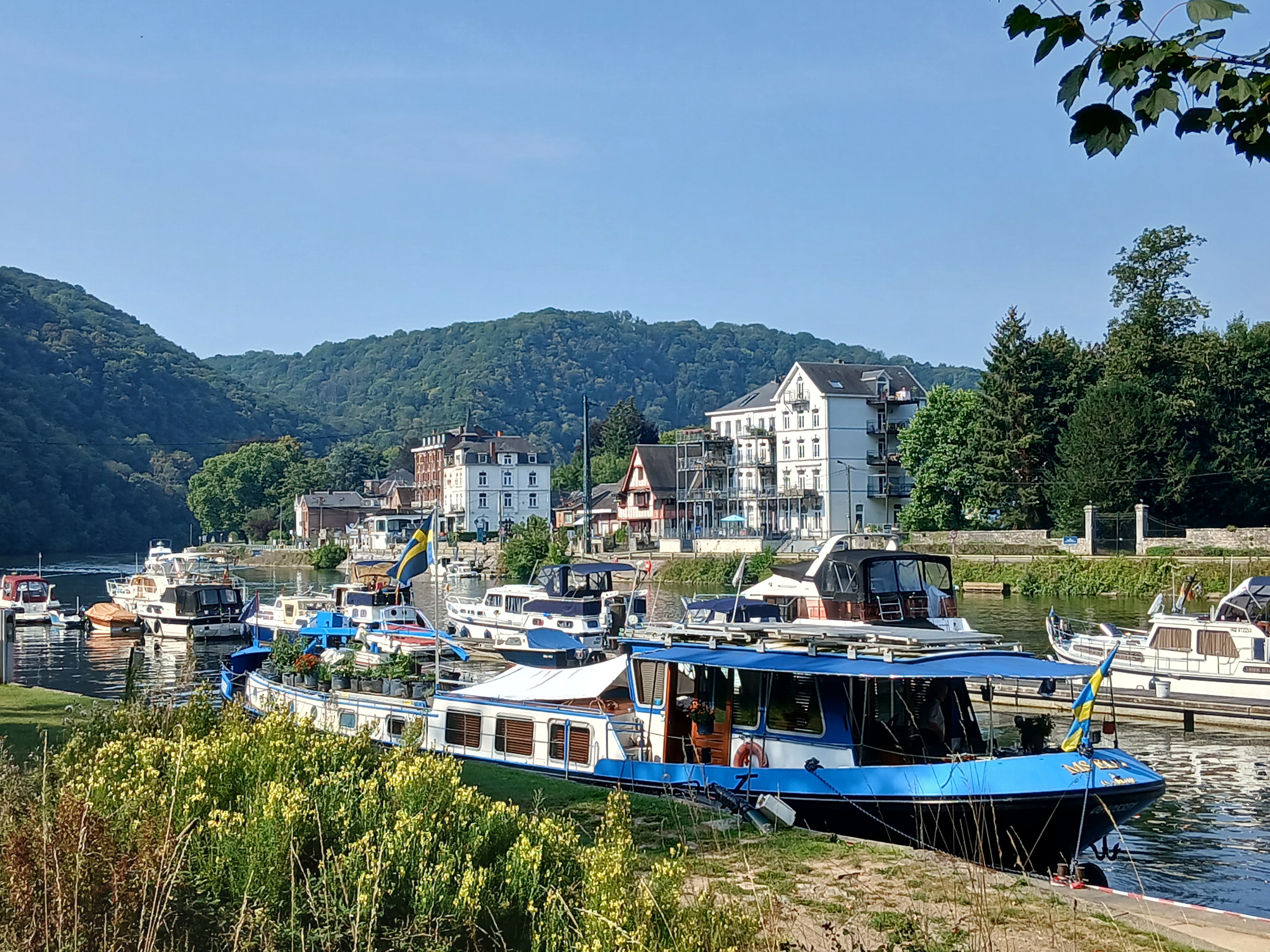 Le port de plaisance à Waulsort