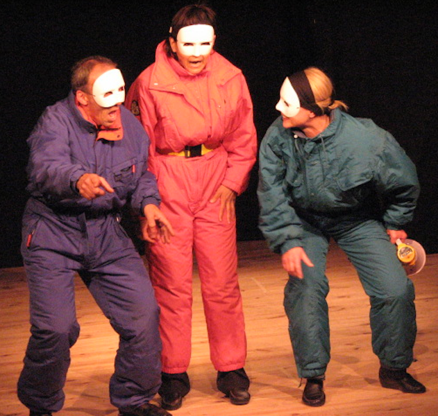 2010 homme poubelle 1