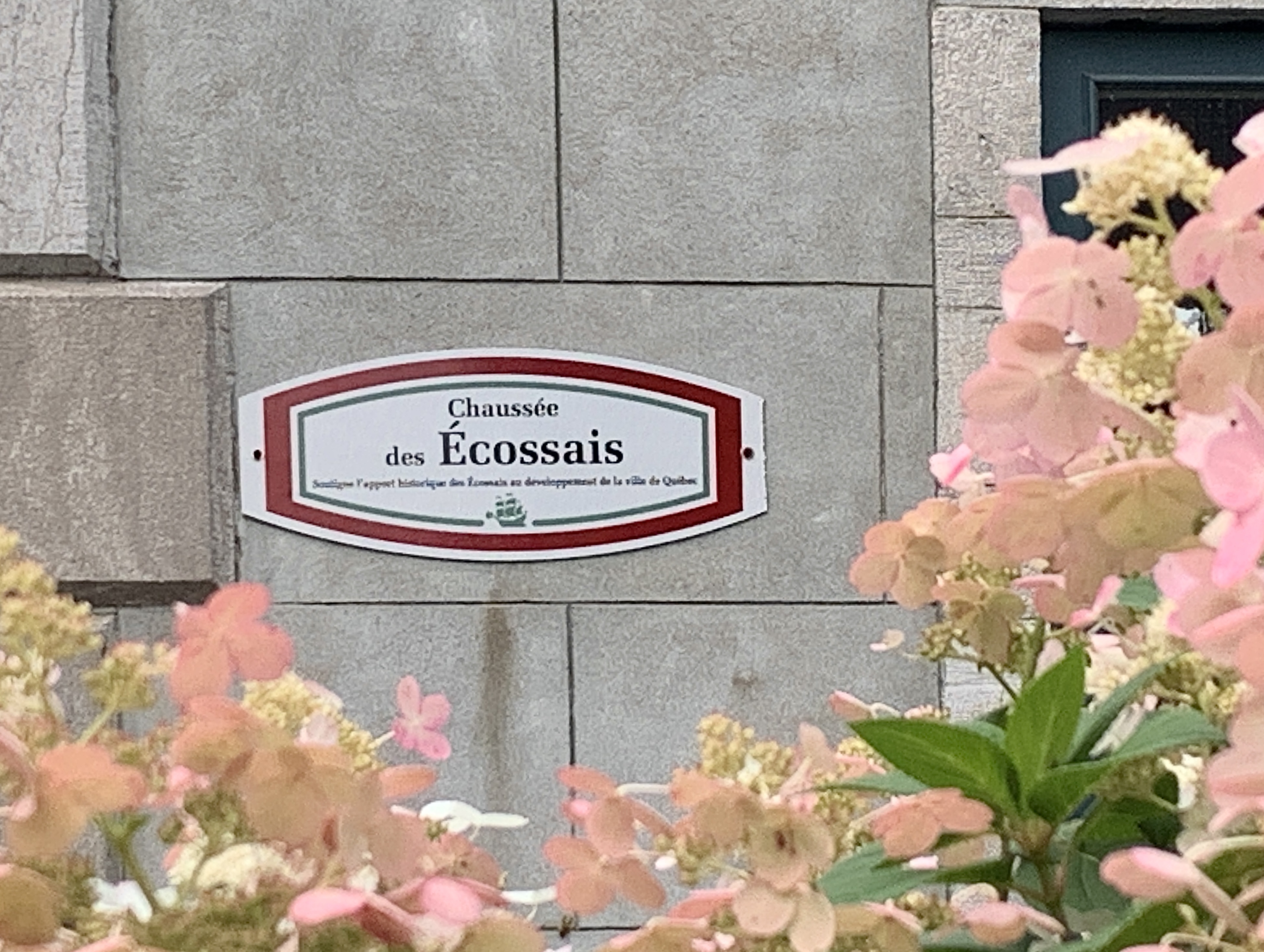 2026 chaussee ecossais street sign 1839