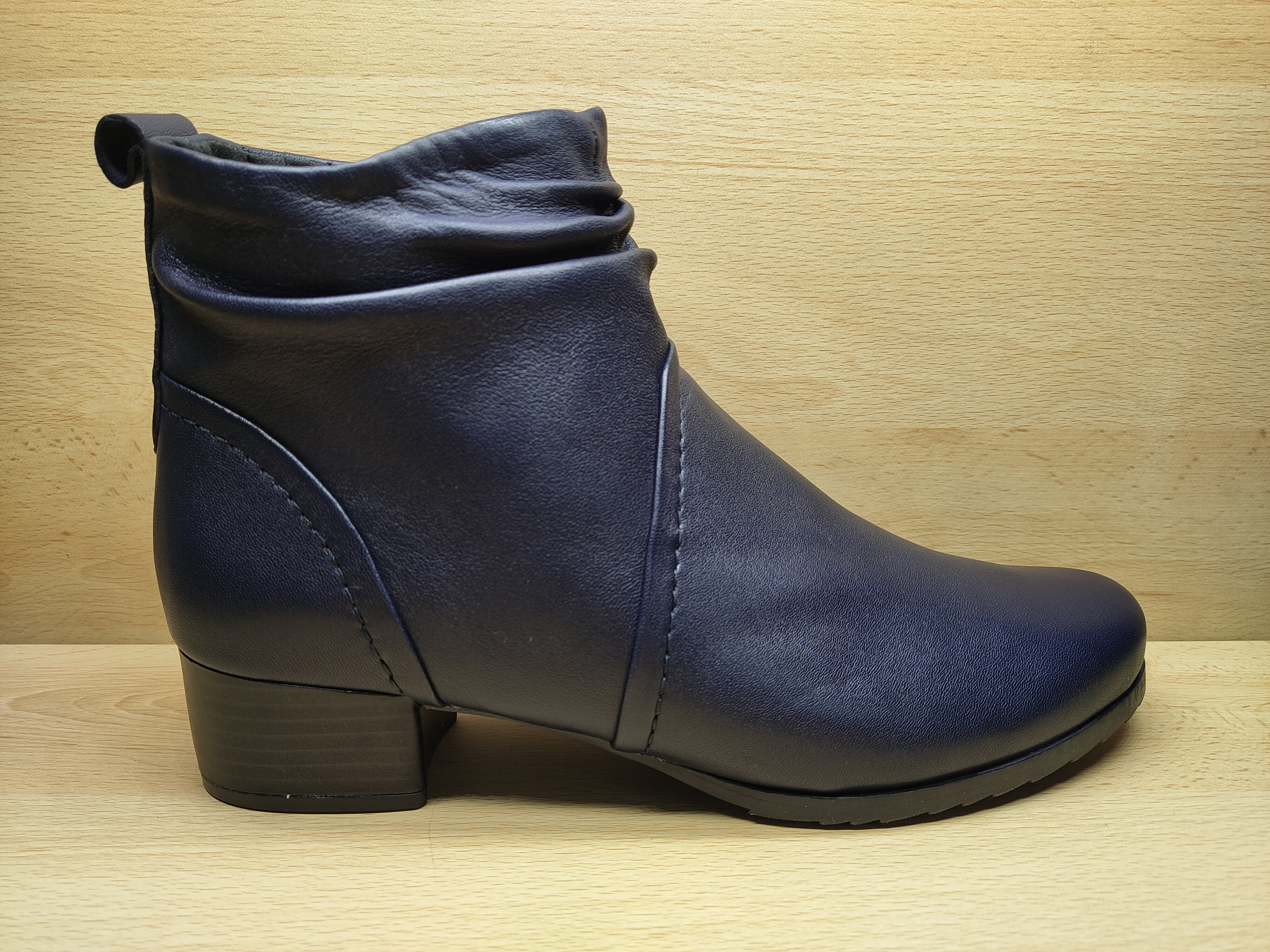 Bottine caprice 9 25358 41 855 cuir bleu ext auxpiedssensibles chaussures com