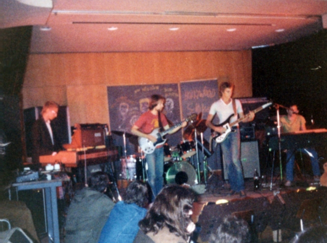 22 hsband 81