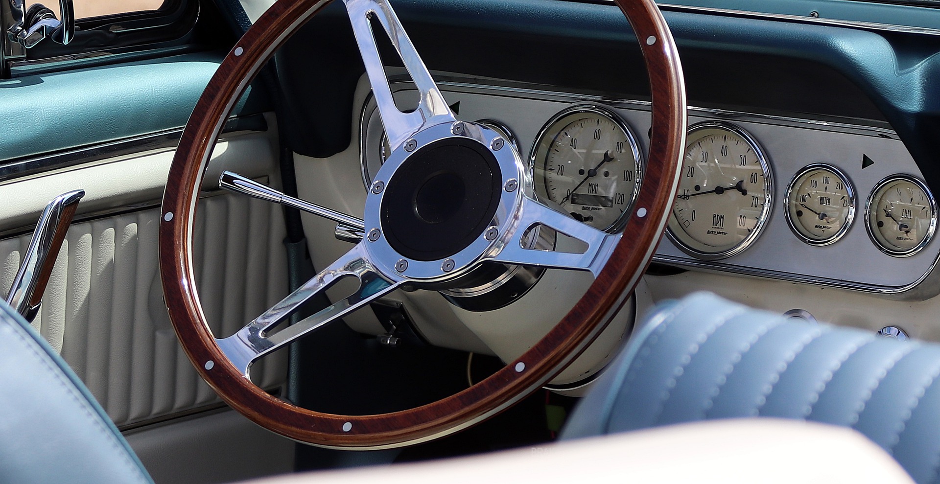 Ford-gbd0dd97a7 1920