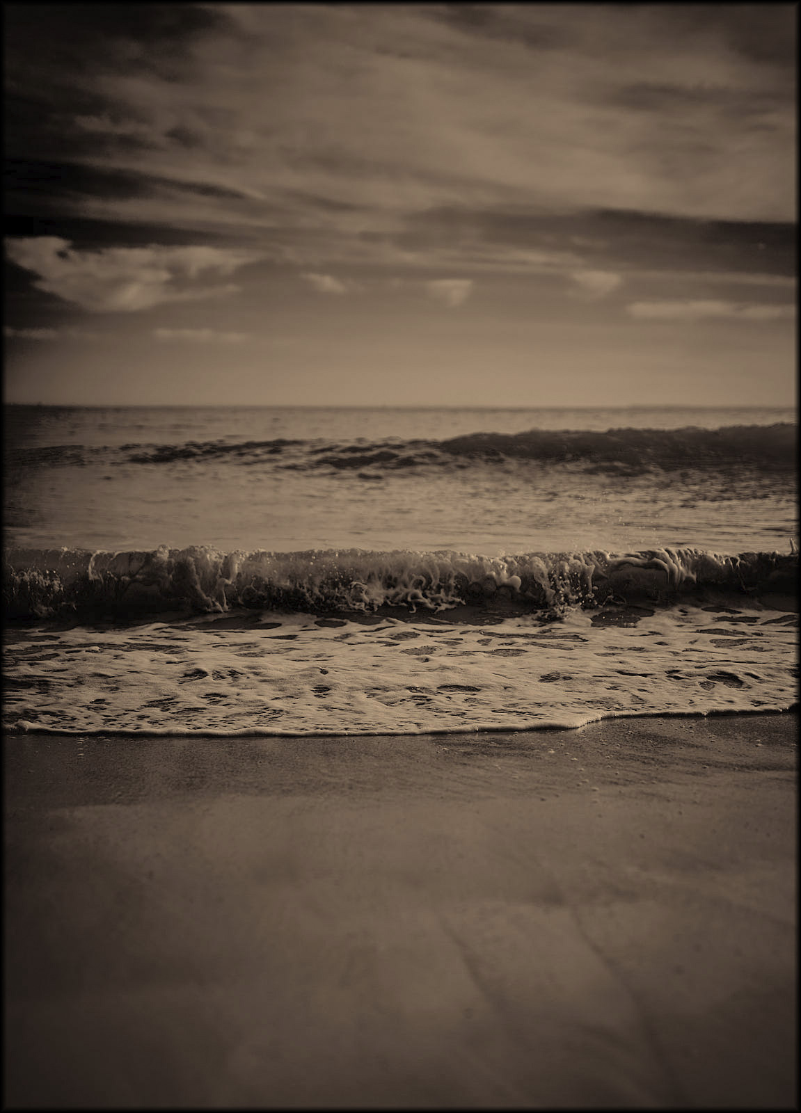 Plage de Rivedoux en Ré  - Océan atlantique - photo sépia - Photo Bruno Warion-Bruno Warion Photographe