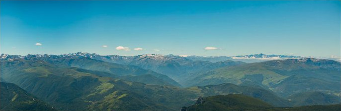 Chaine-Pyrenees