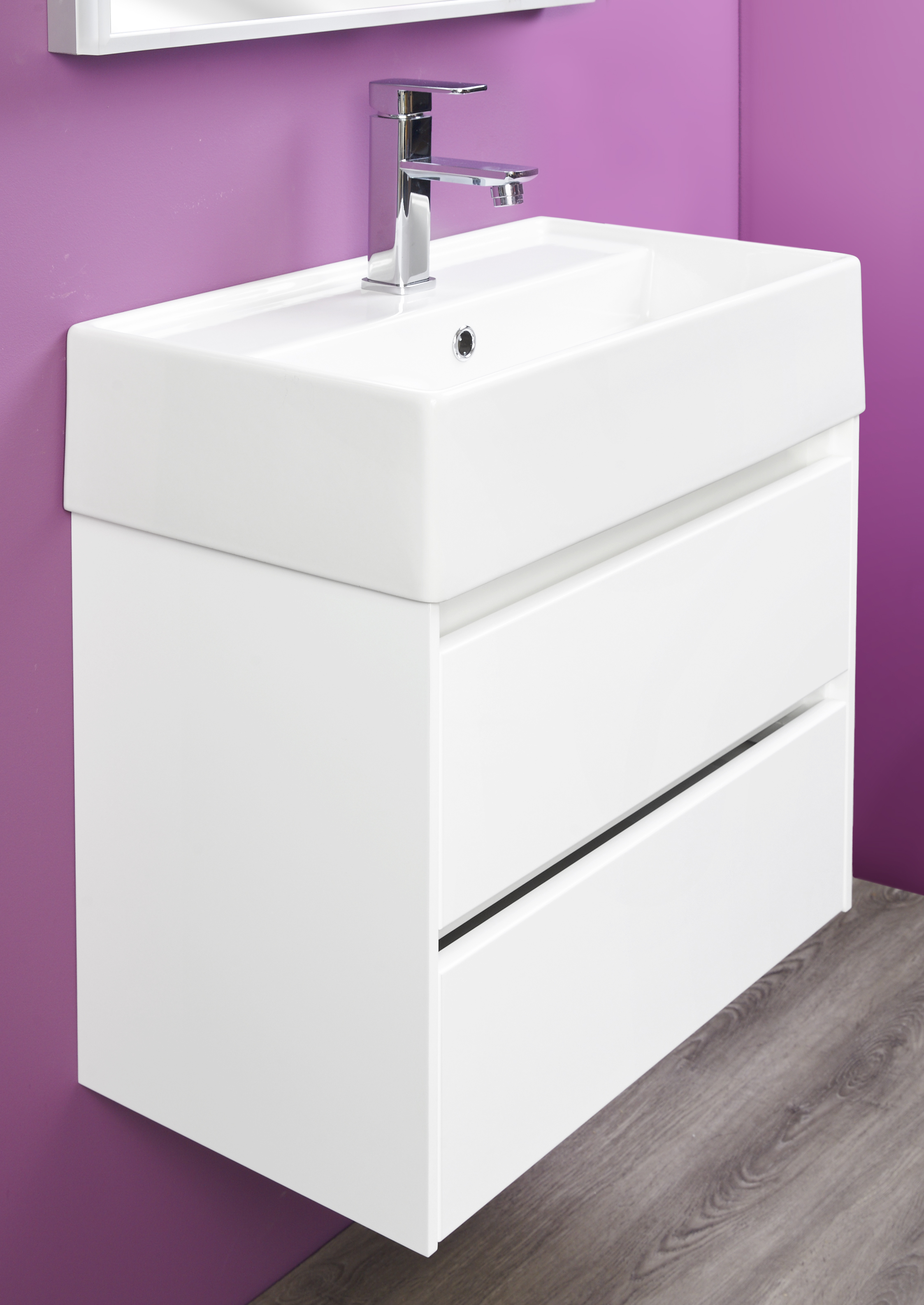 Iceberg Compact14097