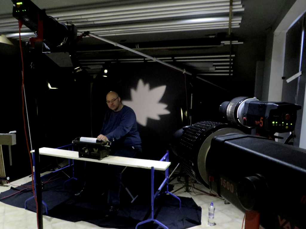 Henri studio lookangel philippe lebegue2 moyen 