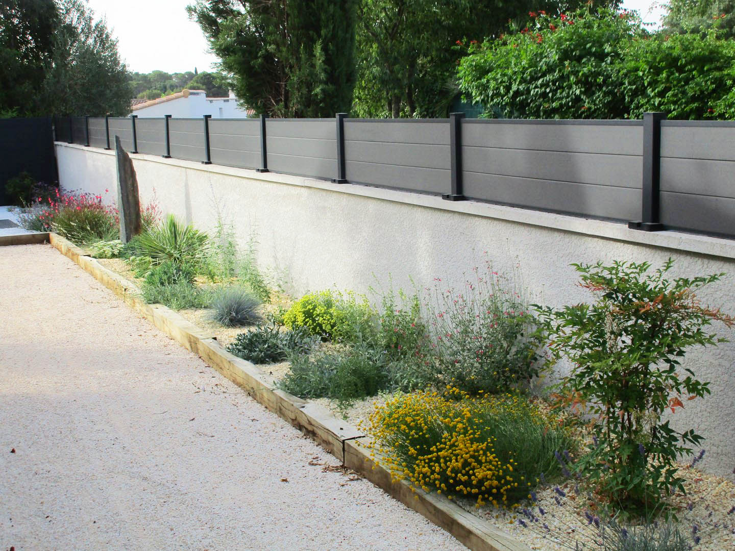 Le jardin sec: jardin d'avenir et jardin durable