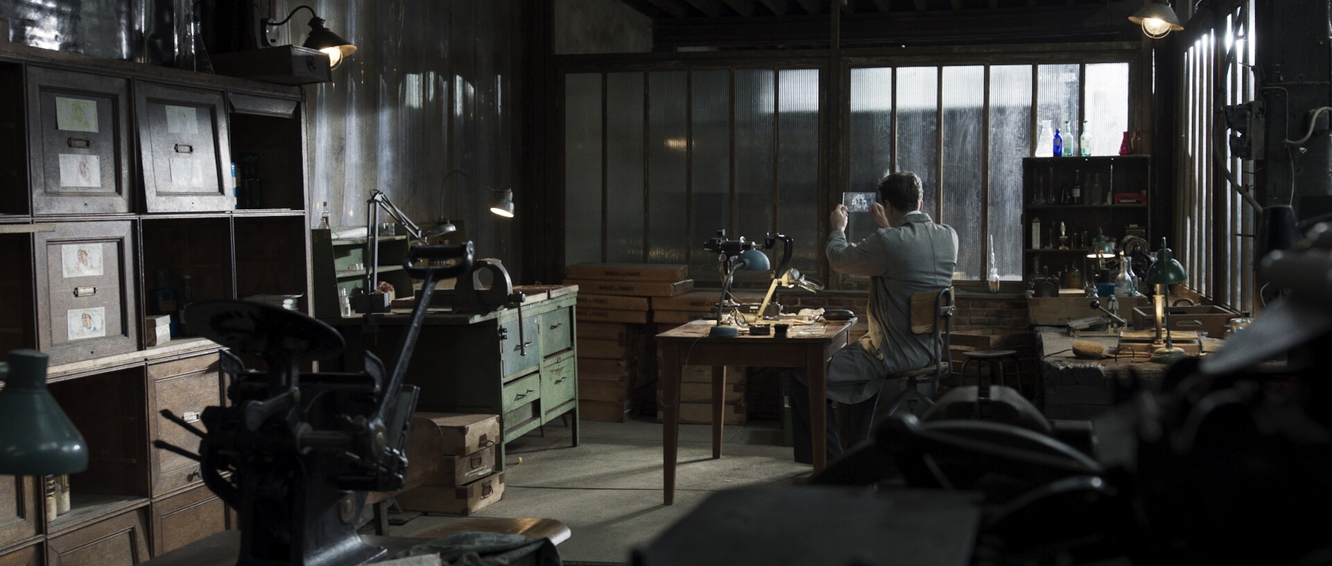 Mat office 2 1920x817 crop 50 50 q90