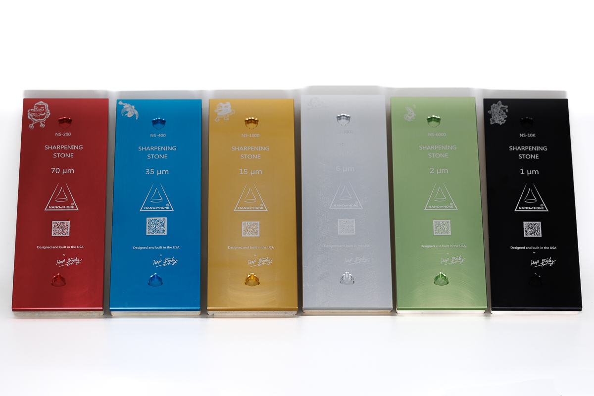 Les 6 pierres céramiques Nano Hone : les faces inférieures.