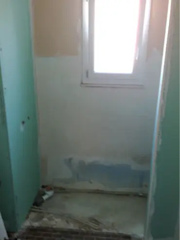 Pose placo hydrofuge salle de bain a bouguenais