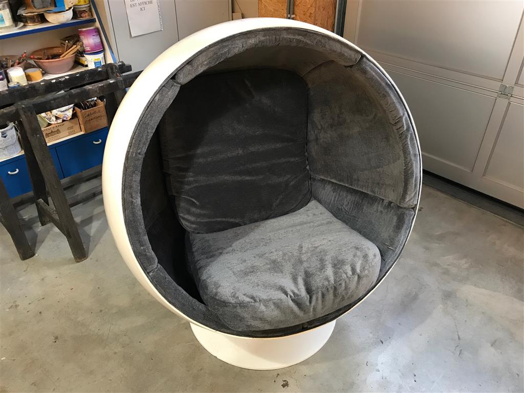 Globe chair 17 moyen 