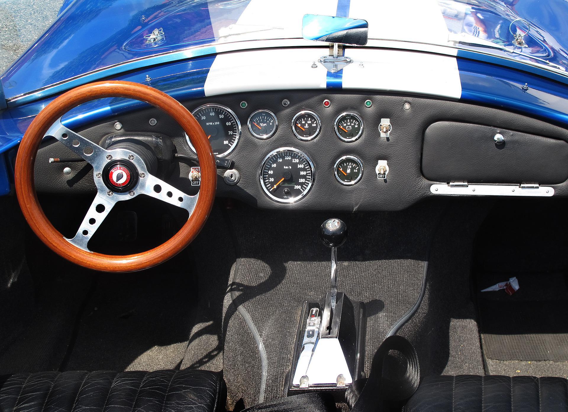 Antique-car-2498808 1920