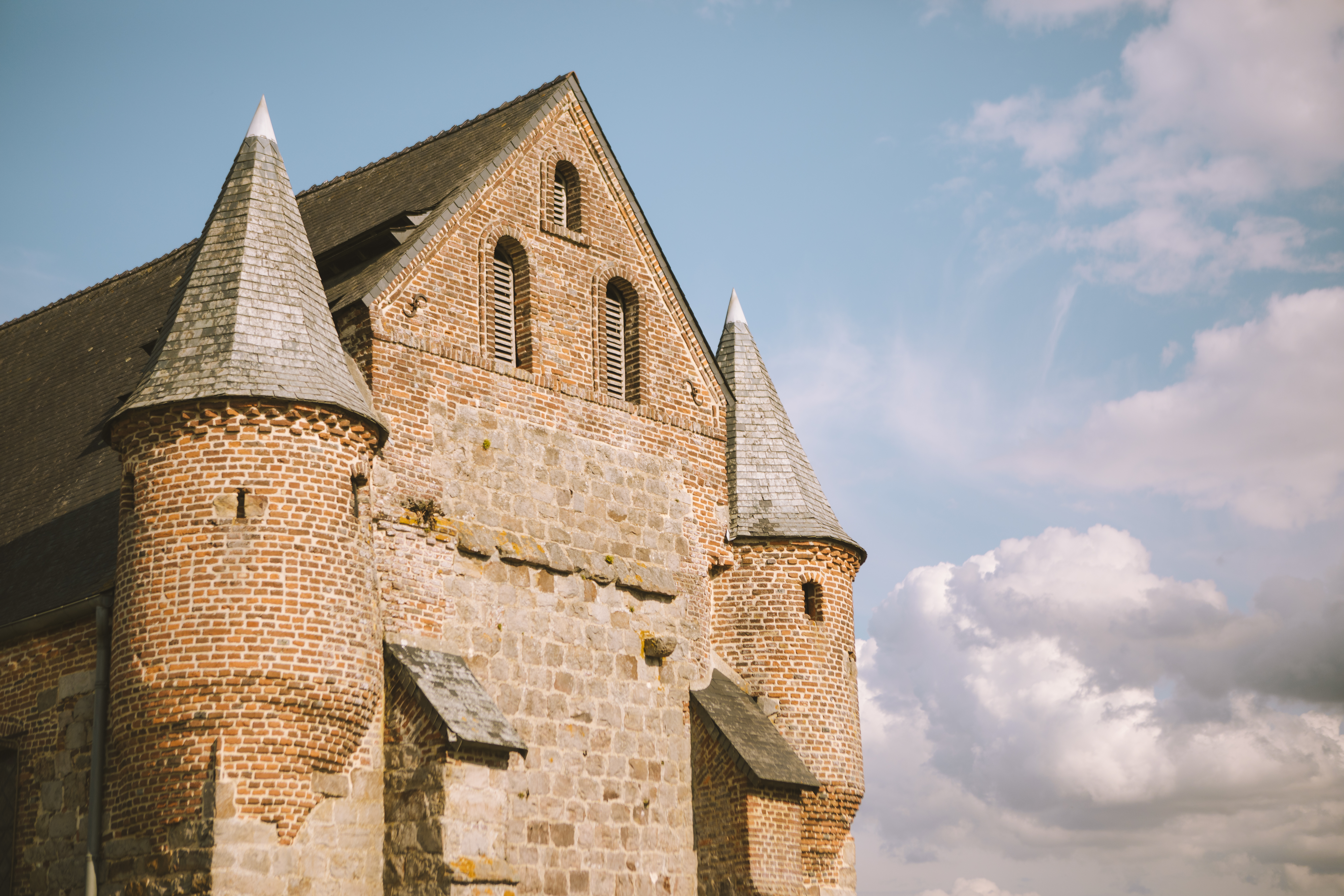 Eglise fortifiee d englancourt