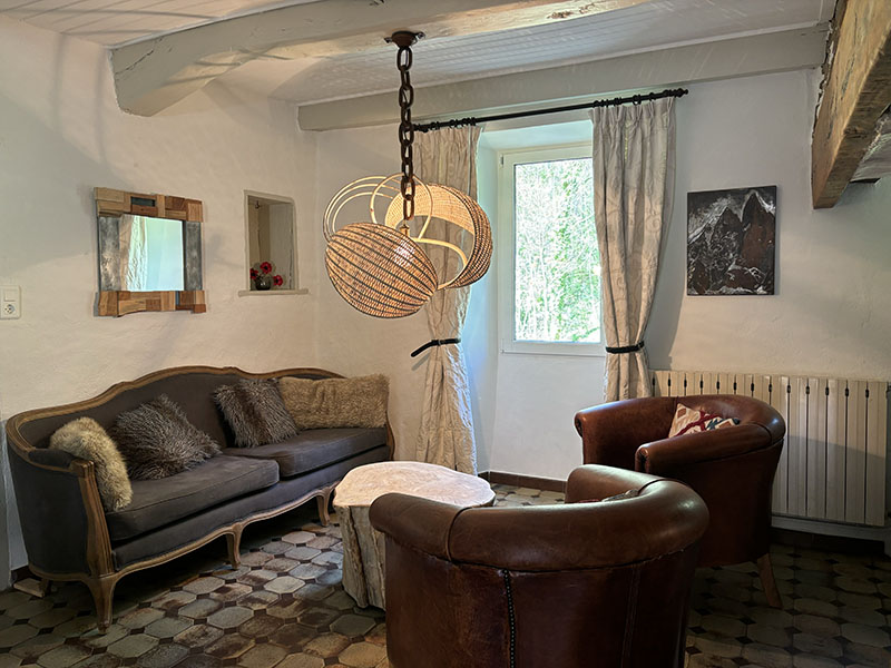 La source le salon