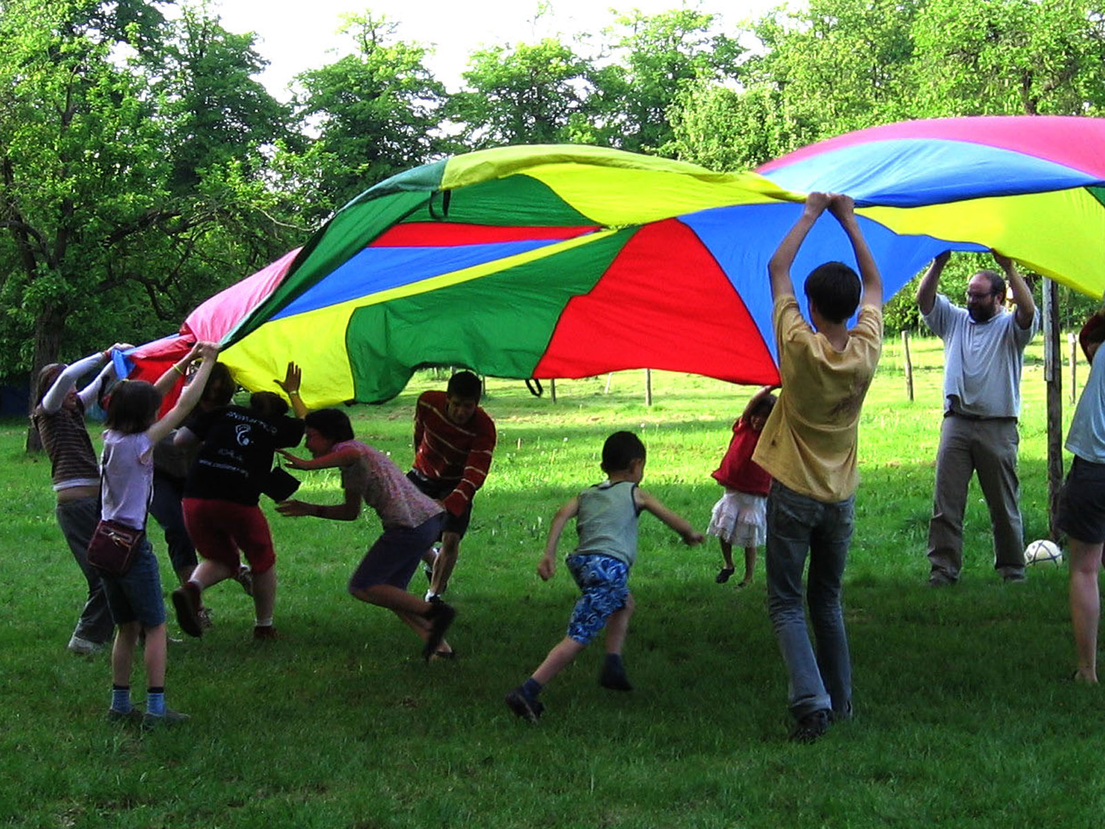 Enfants 2010 05 22 pentecote a rummen img 4686