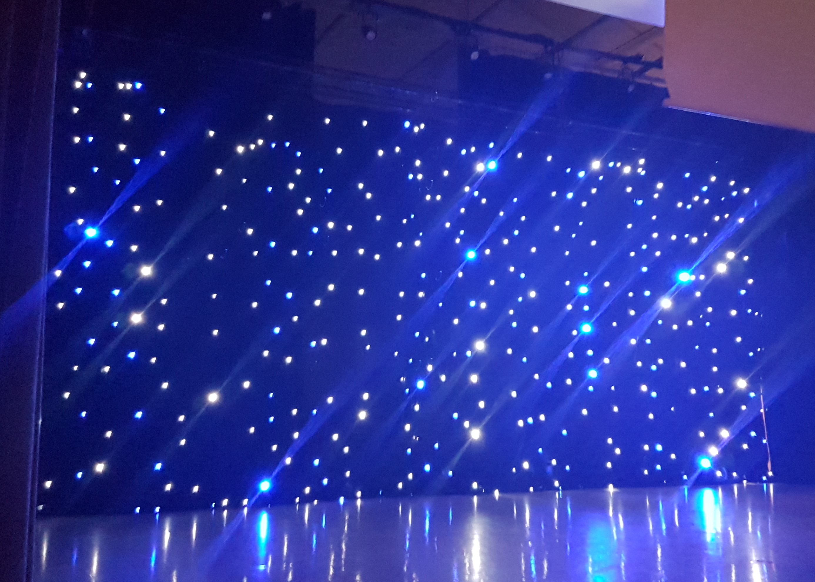 Fond noir led bleu et blanc