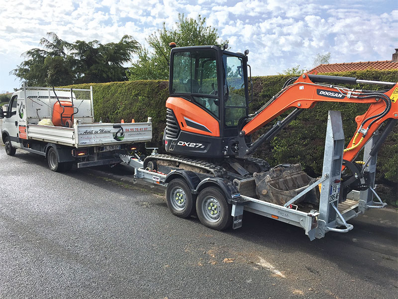Avril-en-maine-camion