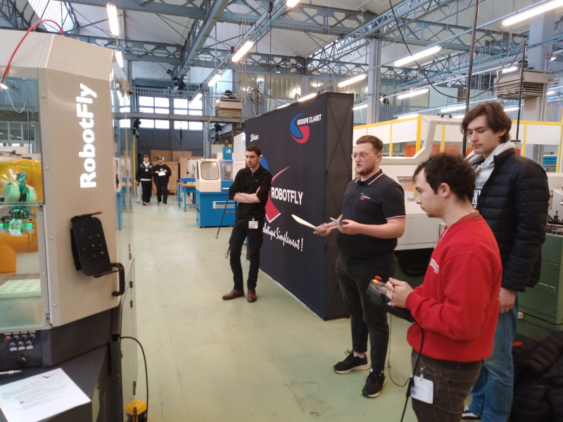 Challenge RobotFly / VAL Robot Challenge au lycée Jean ZAY : une journée d’excellence en robotique i