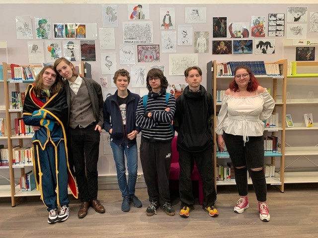 Journée finale pour le club manga du lycée