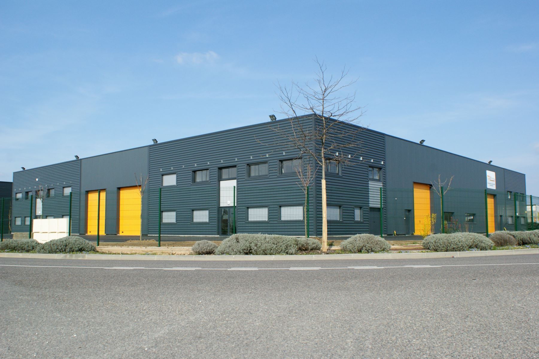 Batiment industriel macri montagny architectes lyon 2 