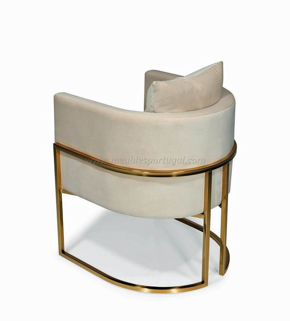 Fauteuil blanc et dore