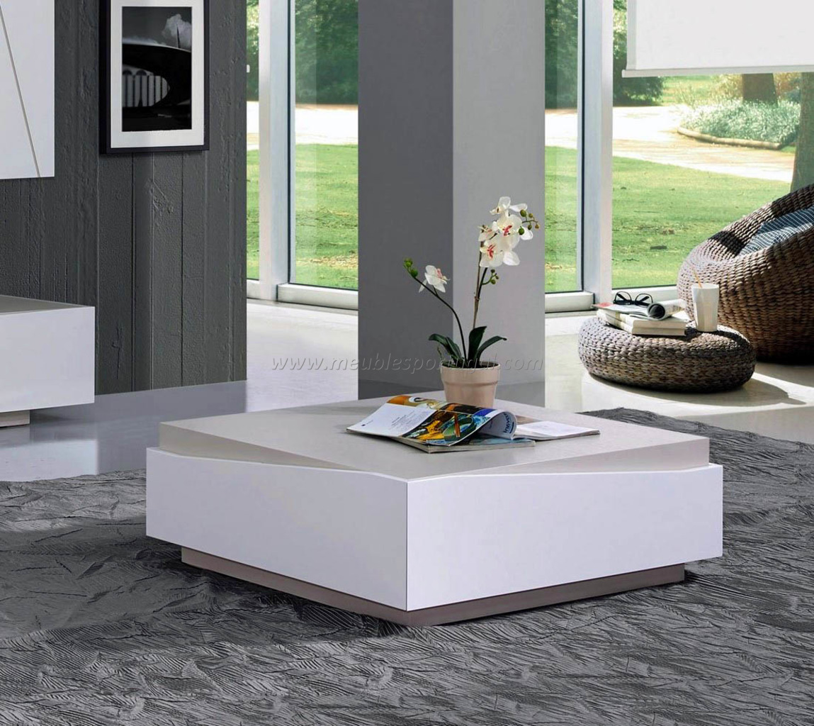 Table basse blanche