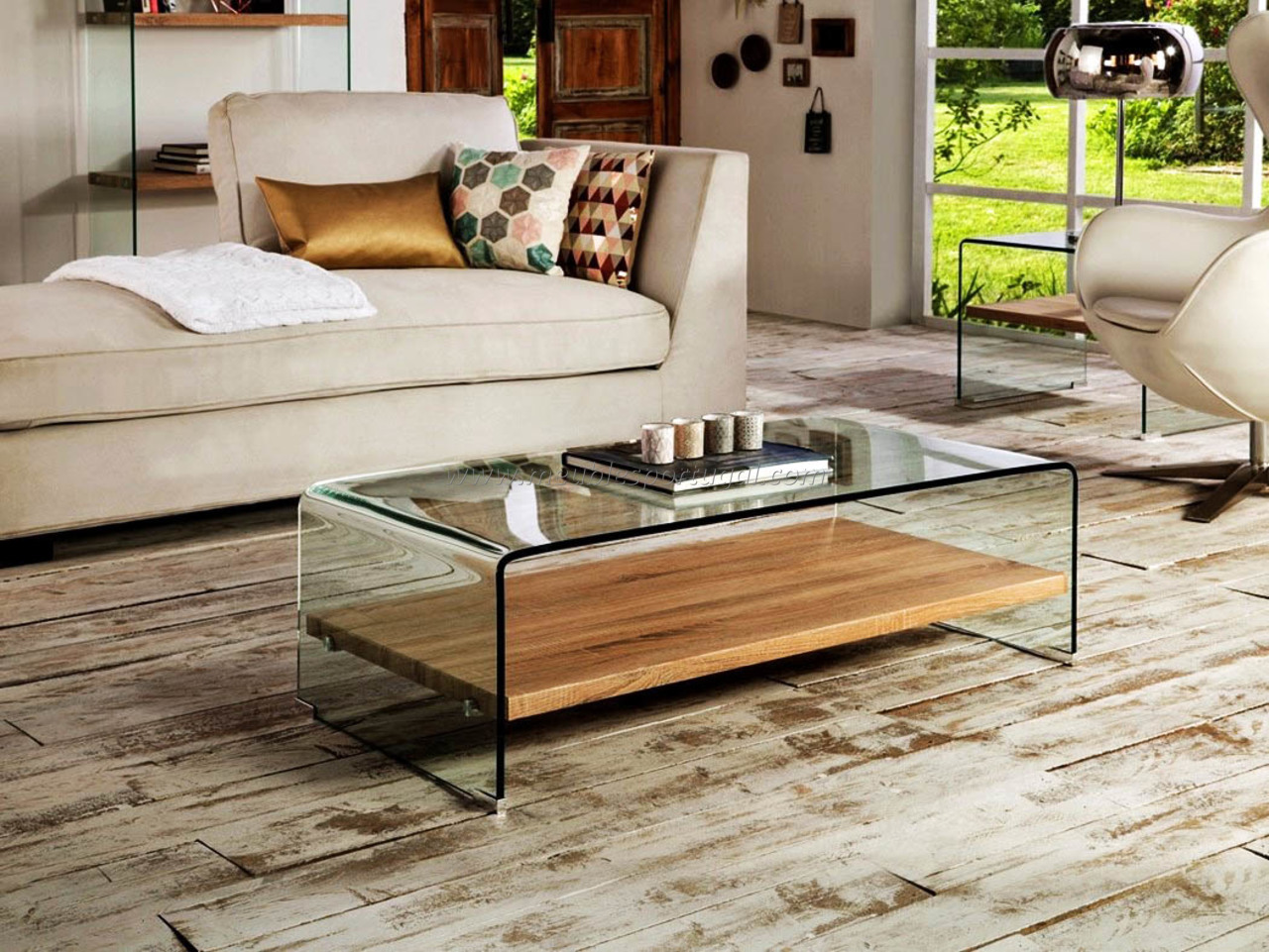 Table basse plexiglass