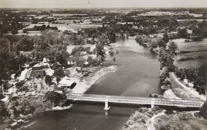 Le pont schneider et la plage