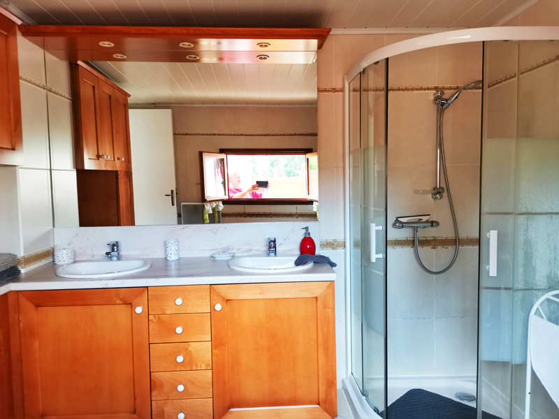 Maison de sophie salle de bain3