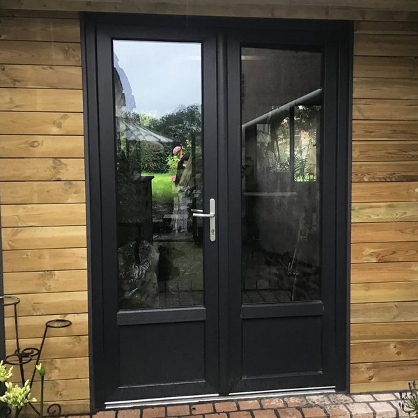 Porte fenetre 2 vantaux gris pose client