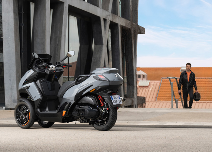 00 metropolis gt 700x500 07