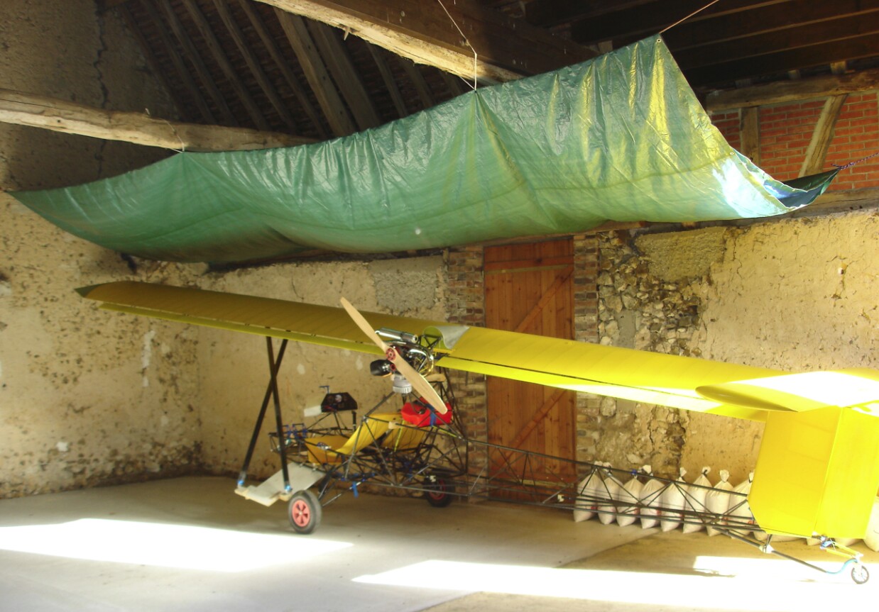 Hangar03
