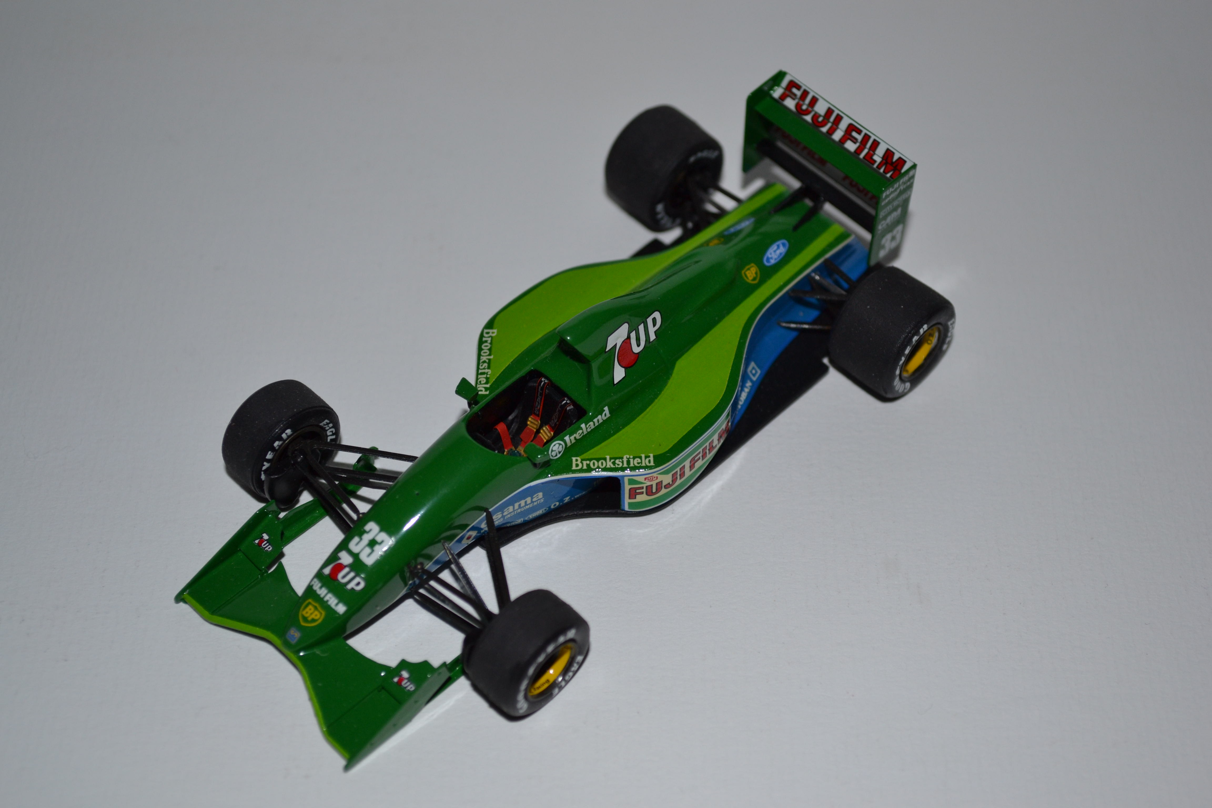 Jordan Ford 191 F1
Andrea De Cesaris
Saison 1991
TAMEO KIT 
Echelle 1/43e
Prix : 115 euros