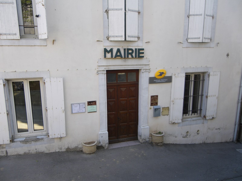 Facade mairie copier  014122700 1043 16052013
