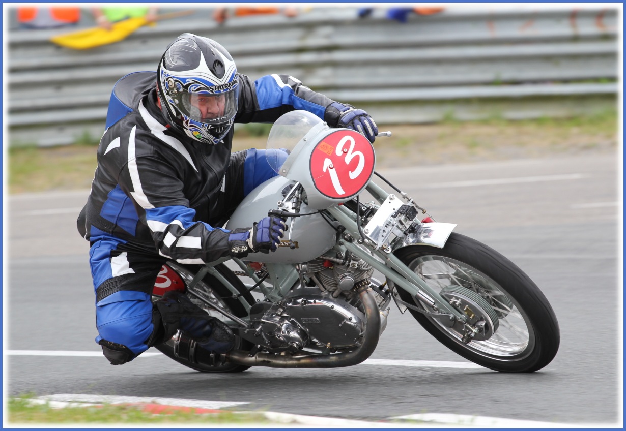 Moto13