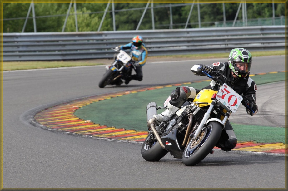 Moto70