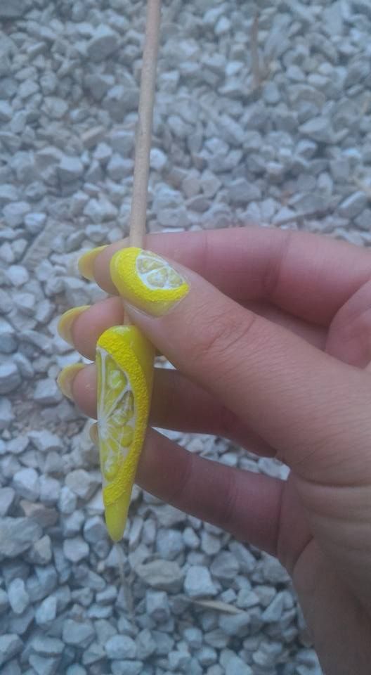 Nail art fresh citrus