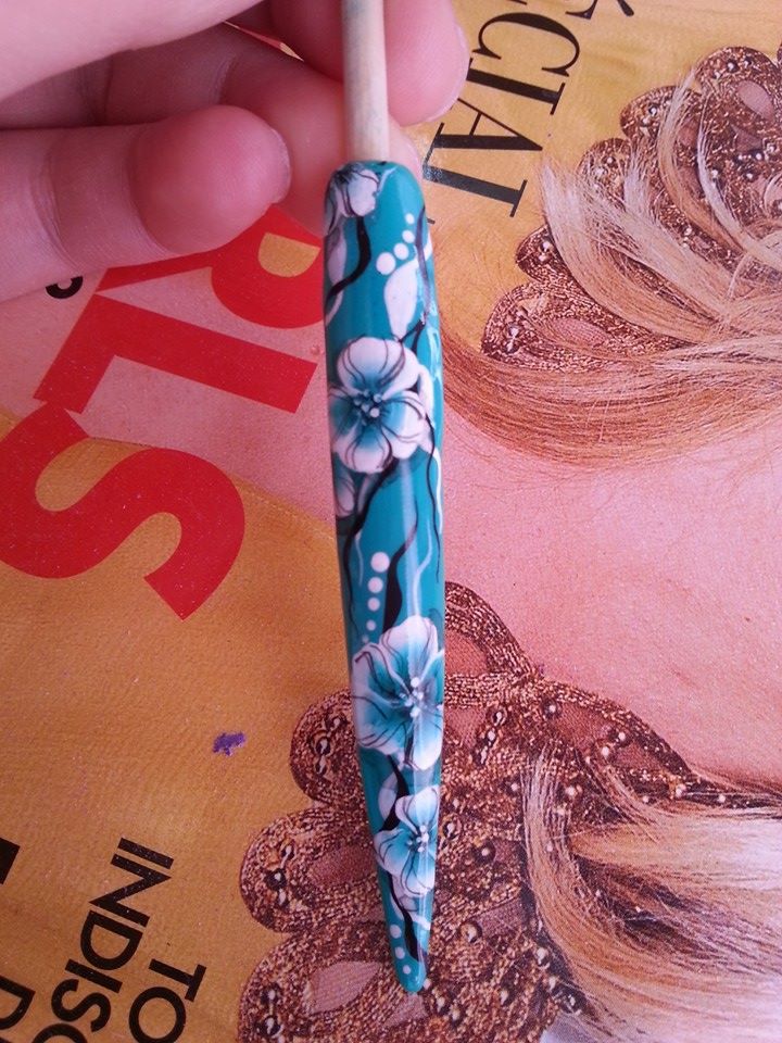 Nail art capsule emerald et one stroke blanc