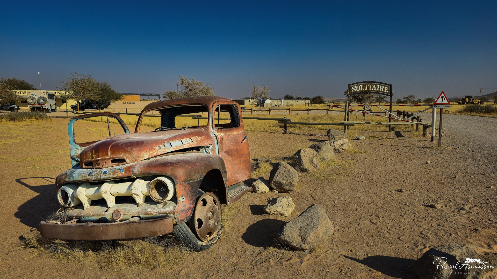Carcasse voiture solitaire namibie grande 