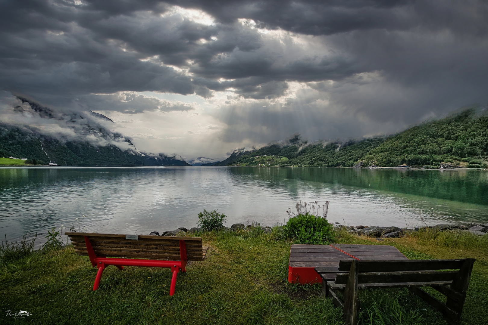 Lustrafjorden skjolden norvege genexpand grande 