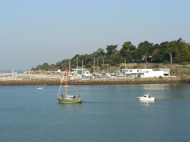 Base nautique et port de plaisance de la noeveillard 191
