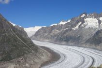 Randonnée au glacier d'Aletsch dans les Alpes suisses